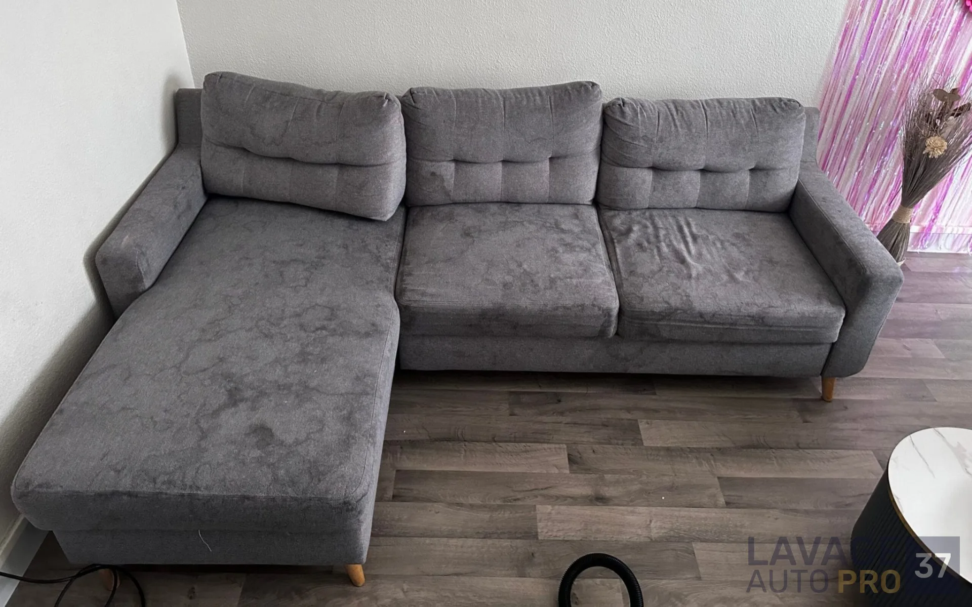 Nettoyage canapés angles - Avant