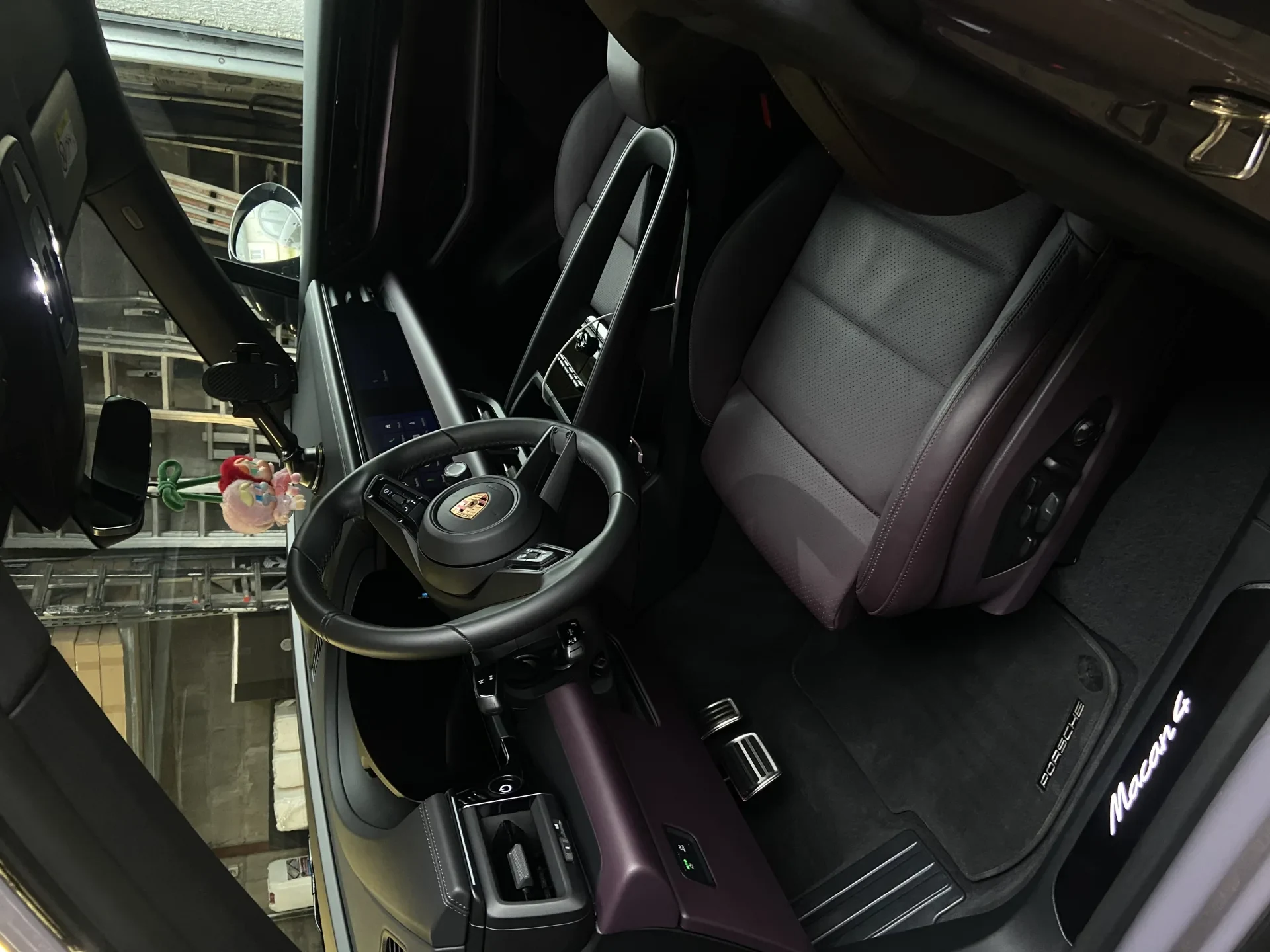 Porsche Macan 4 - Nettoyage voiture à Tours