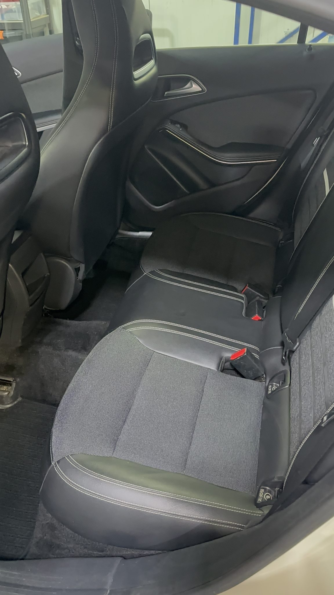 Après le nettoyage des sièges de voiture à Tours - Lavage Auto Pro 37